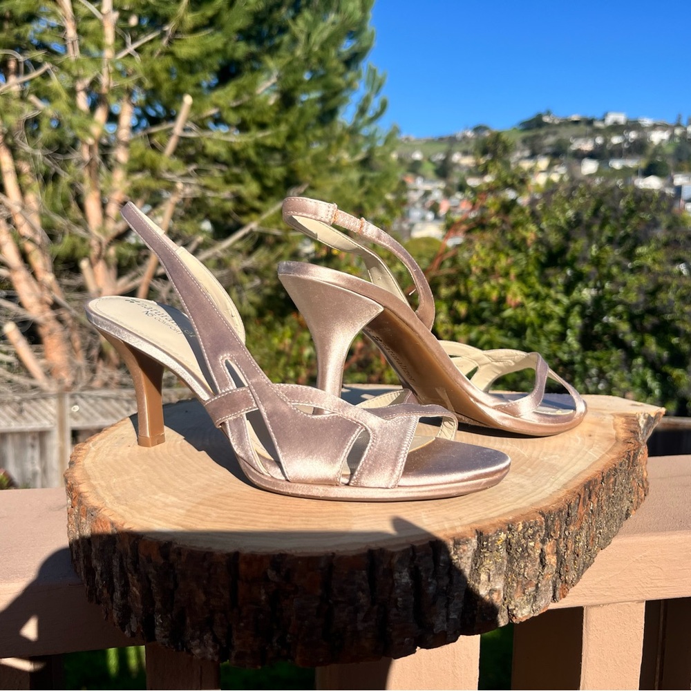 Naturalizer Women's Tan Sandals